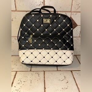 Betsey Johnson Carry Bag
